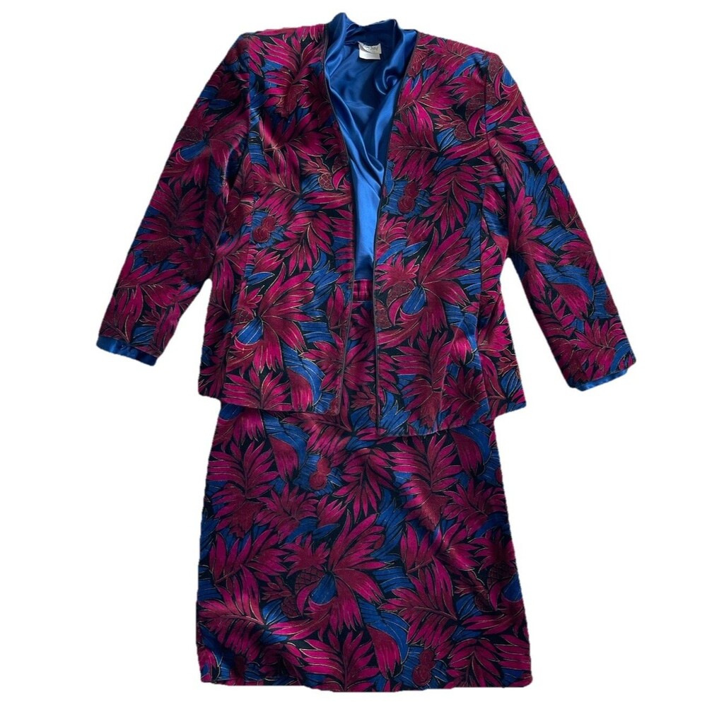 Vintage TanJay 2 Piece Skirt Suit Set Size 12 Blue Satin Blouse & Floral Jacket